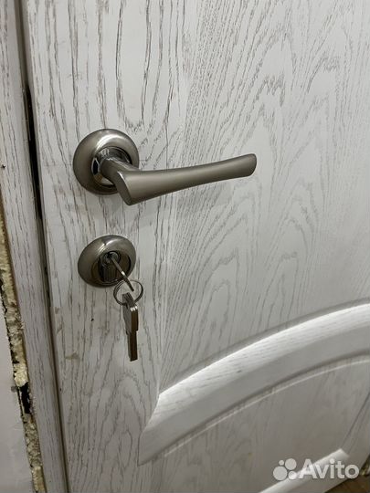 Дверь межкомнатная бу