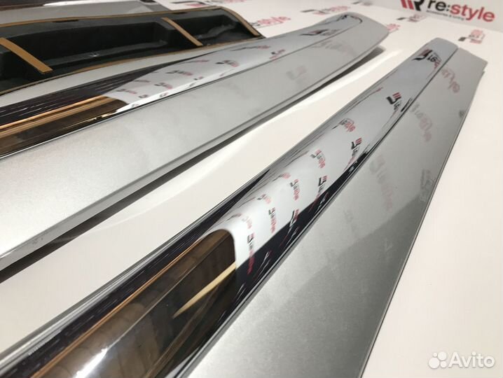 Молдинги дверей Lexus LX570 2012-2015 S610