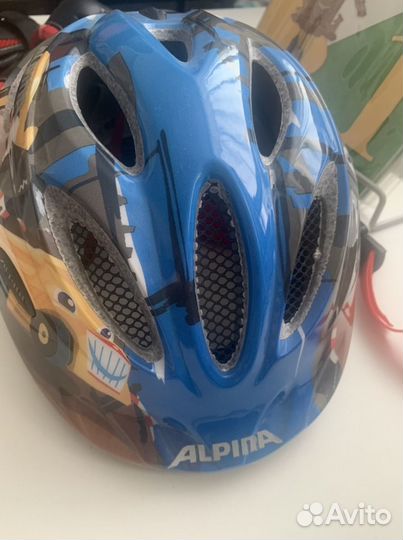 Велошлем с защитой