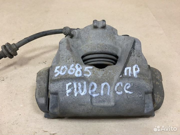 Суппорт тормозной передний правый Renault Fluence