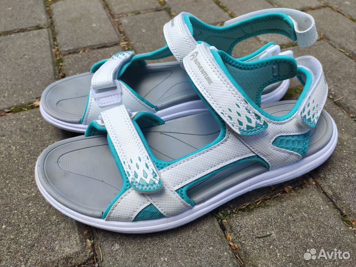 Сандалии б/у
