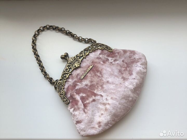 Cумочка винтажная Guess