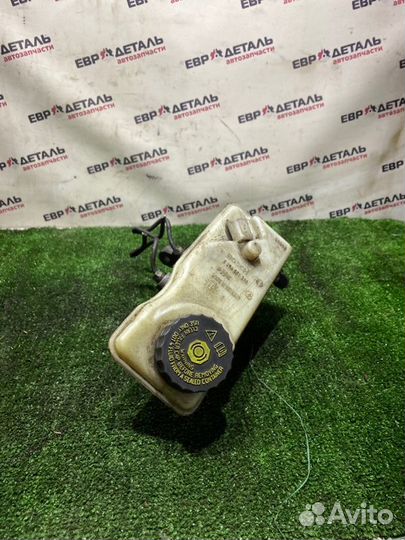 Главный тормозной цилиндр Renault Megan 2 седан