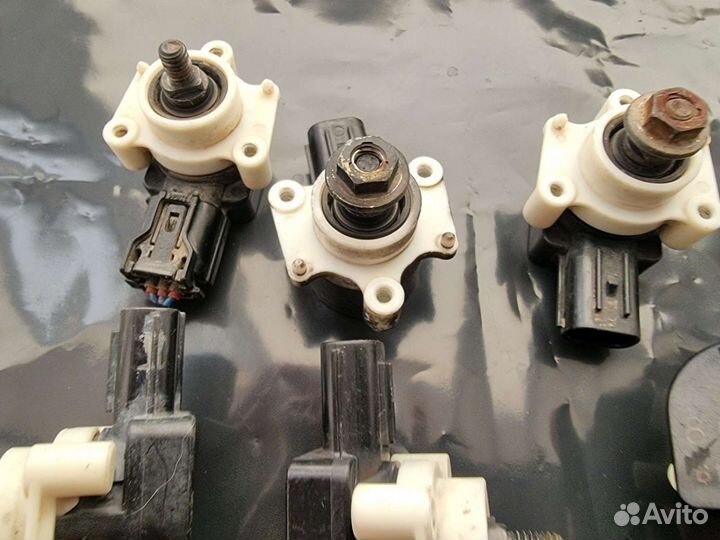 Датчик положения кузова Lexus