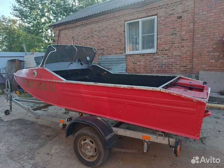 Продаю мотолодку