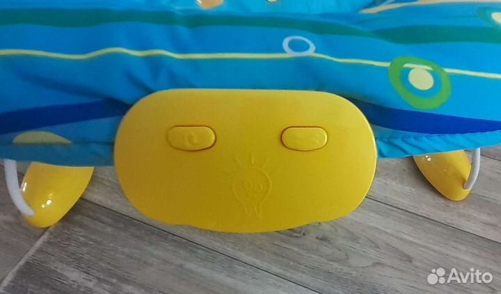 Шезлонг детский