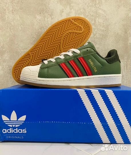 Adidas superstar shelltoe