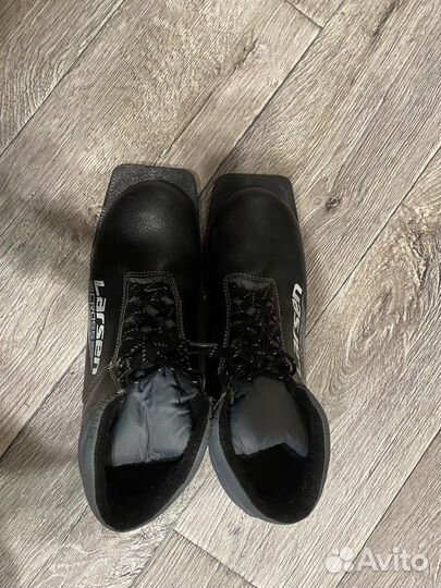 Лыжи беговые Tisa палки larsen