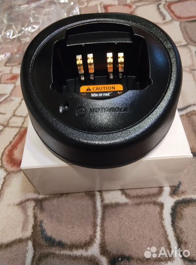 Зарядка для рации motorola