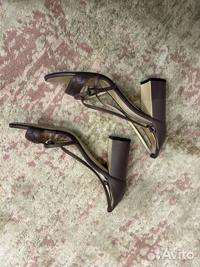 Bottega veneta босоножки 39