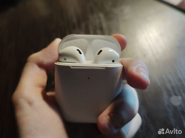 Airpods 2