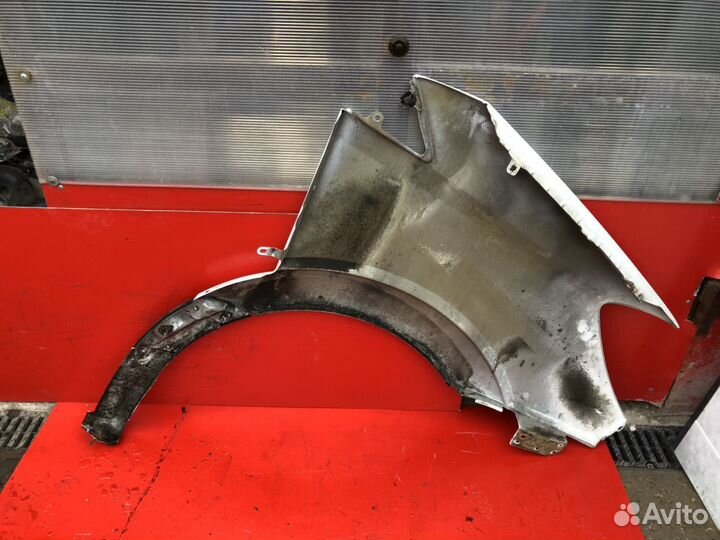 Крыло левое Спринтер W 906