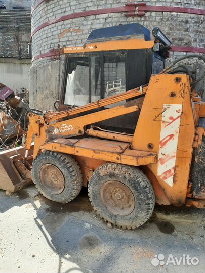 Мини-погрузчик Уралвагонзавод ПУМ-500, 2003