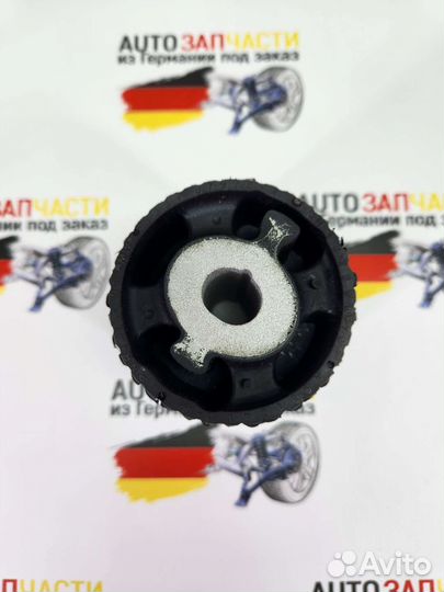 33316792872 сайлентблок редуктора BMW