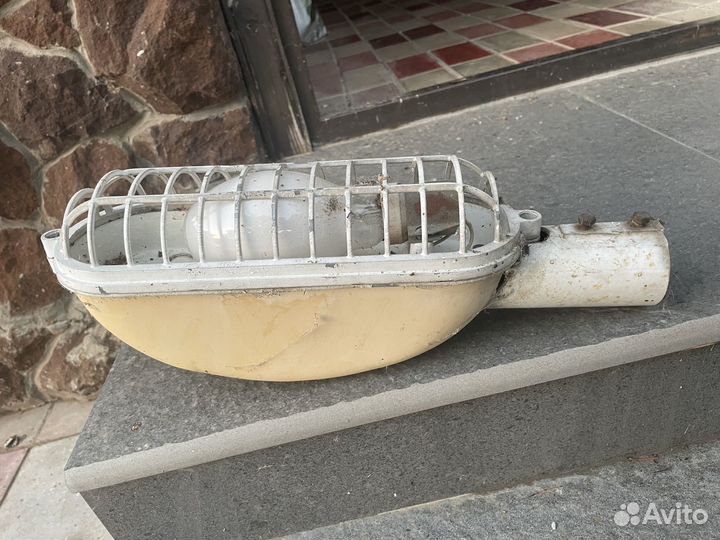 Светильник уличный