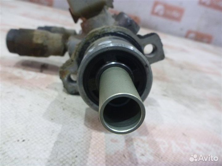 Главный тормозной цилиндр Ford Focus DFW cdda 2003