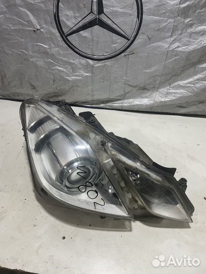 Фара правая Мерседес 207 e207 дорест