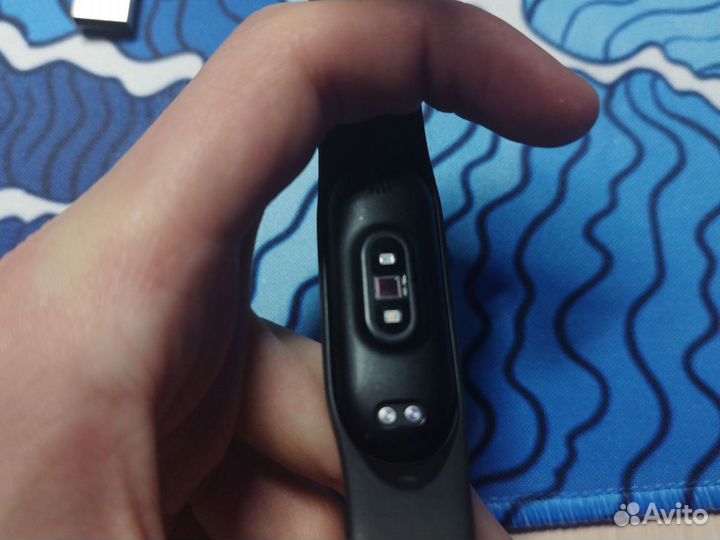 Смарт-брасслет часы Xiaomi mi band 4