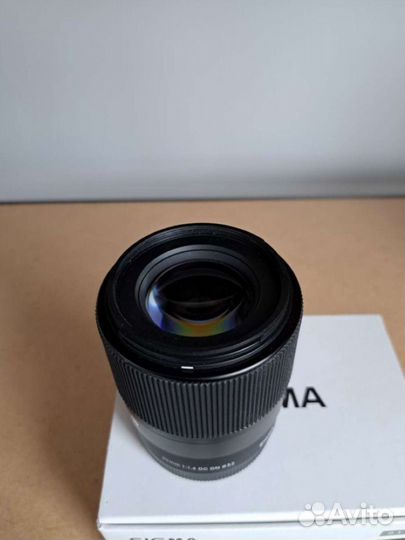 Объектив Sigma 30 mm F1.4 sony E