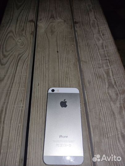 iPhone 5S, 64 ГБ