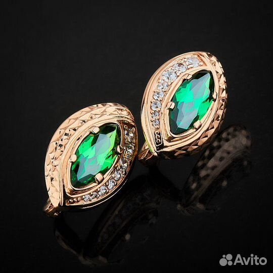 Серьги из красного золота с фианитами