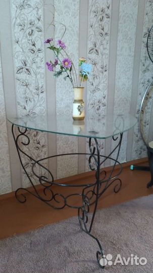 Кованный стол