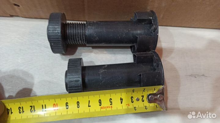 Ножка мебельная регулируемая