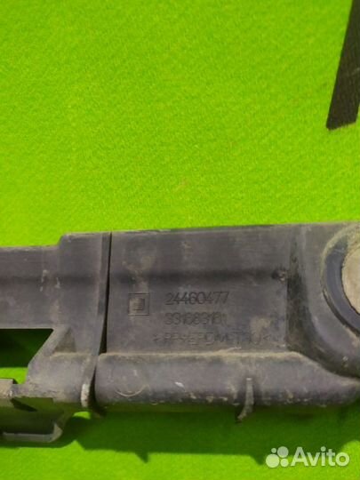 Крепление бампера заднее Opel Astra L35 Z18XER