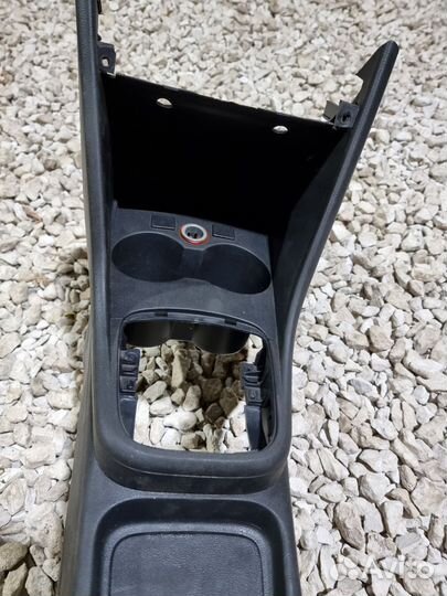 Консоль Поло 5