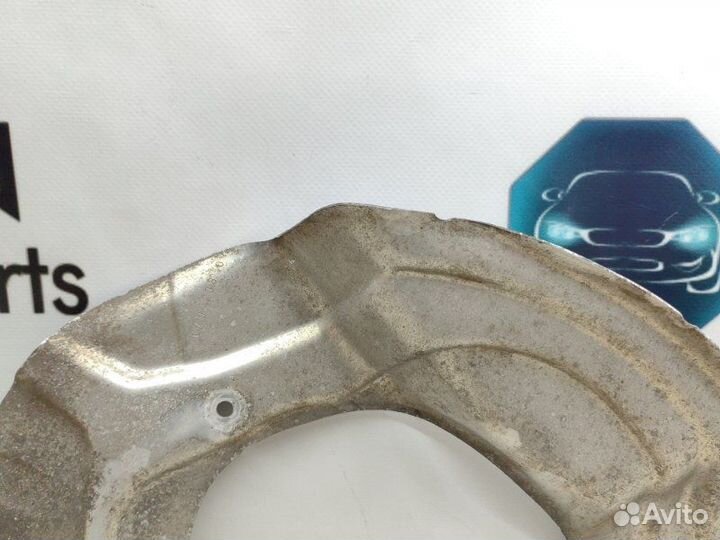 Пыльник тормозного диска передний правый Bmw 3 F30