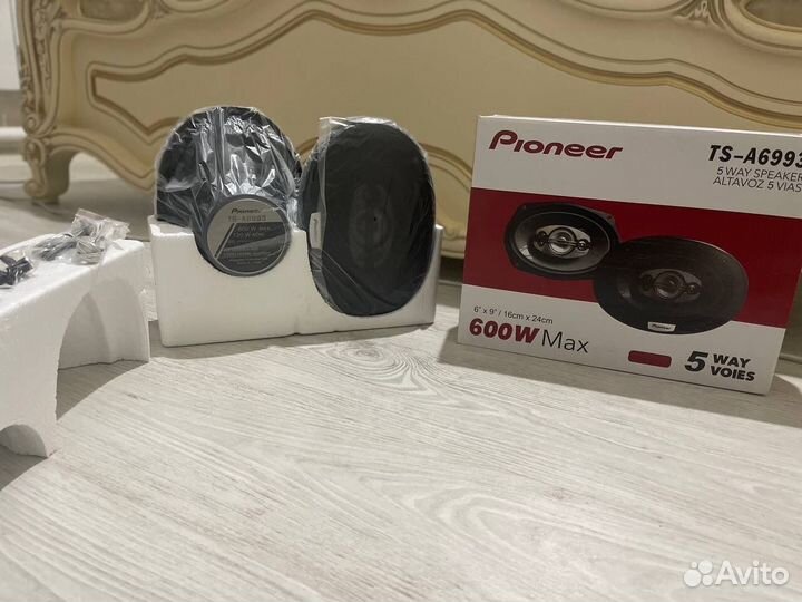 Колонки Pioneer 600w