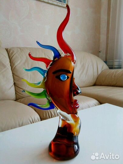 Статуэтка из муранского стекла