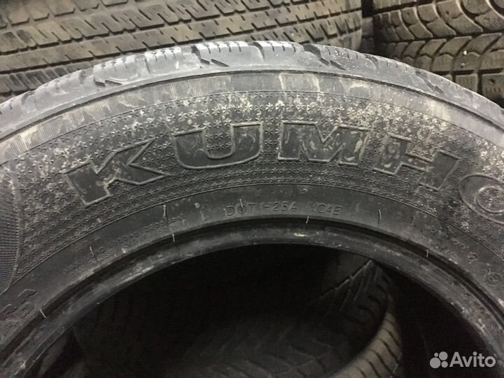 Kumho I'Zen XW KW17 235/65 R17