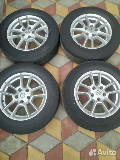 Bridgestone Blizzak Revo GZ 225/60 R16 98S