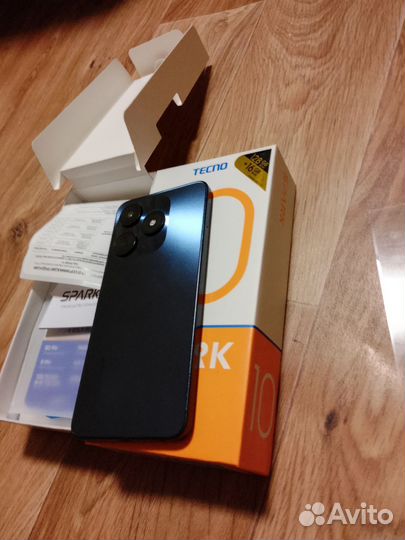 TECNO Spark 10, 8/128 ГБ