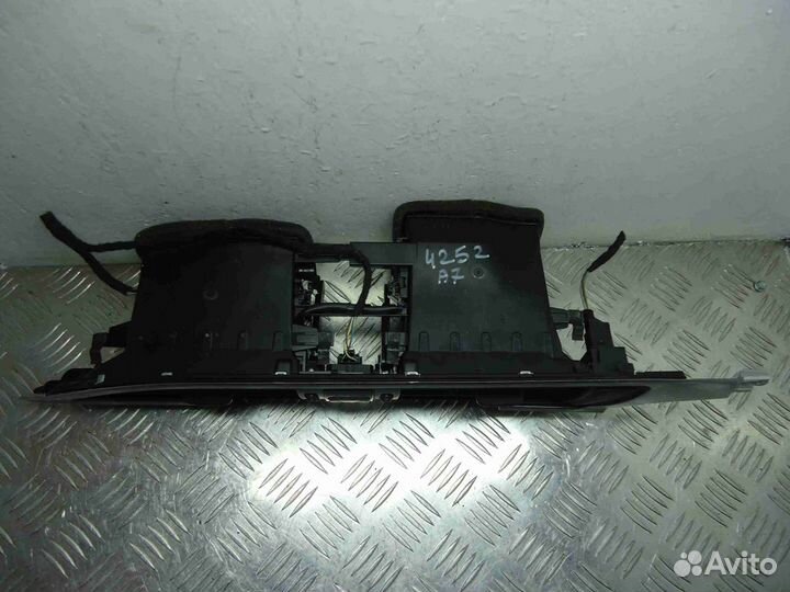 Дефлектор обдува салона Audi A7 4G 4G1820951