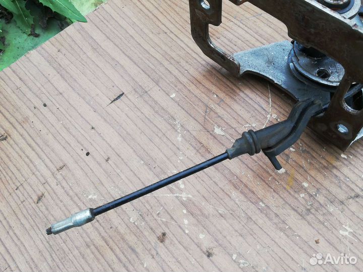 Рычаг ручного тормоза Форд Фокус 2