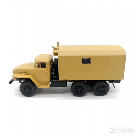 Модель herpa 744324 ural Koffer 