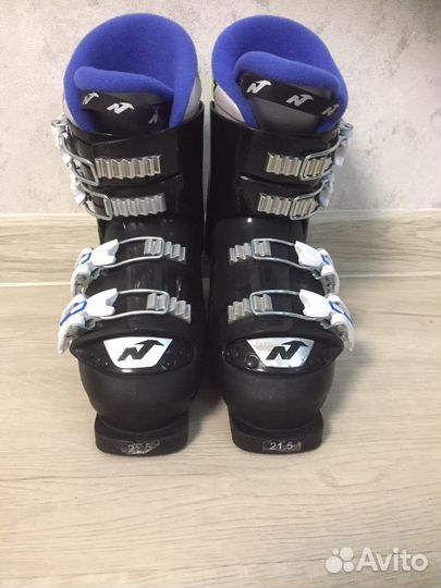 Горнолыжные ботинки