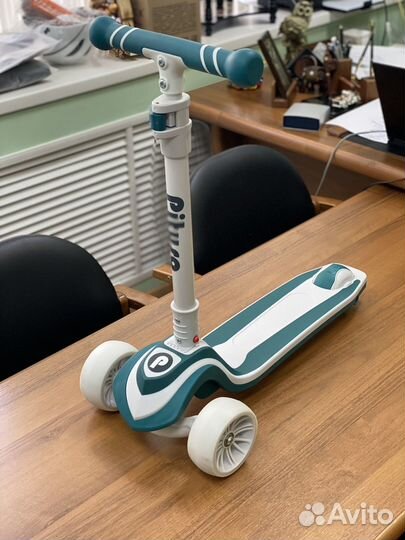 Самокат трехколёсный детский Pituso