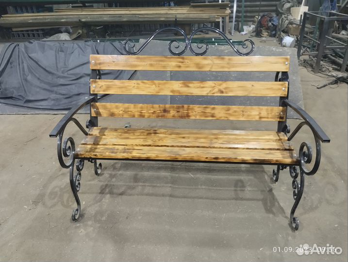 Скамья садовая