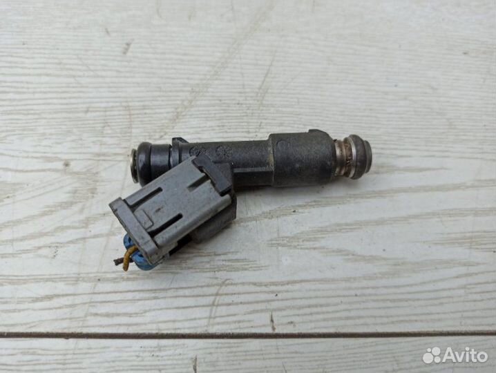 Форсунка топливная Geely Emgrand EC7 JL4G18 2013