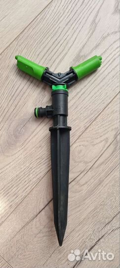 Дождеватель для полива круговой Geolia