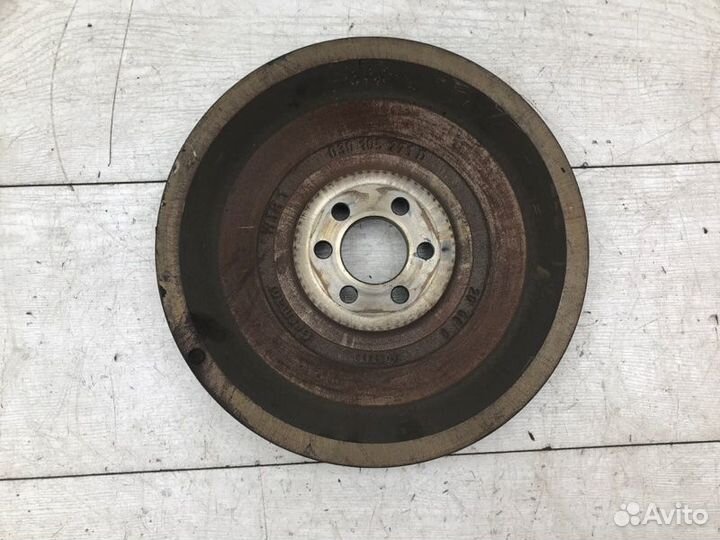 Маховик Skoda Fabia 2 cggb 2011