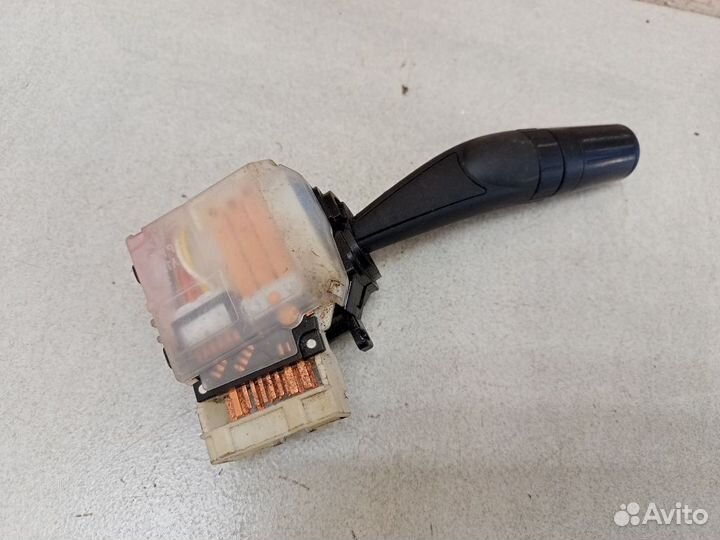 Переключатель поворотов подрулевой