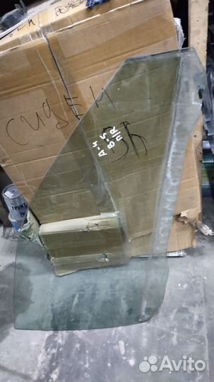 Стекло передней правой двери ауди-4.Б-5