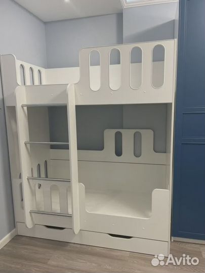 Кроватка двухярусная детская новая