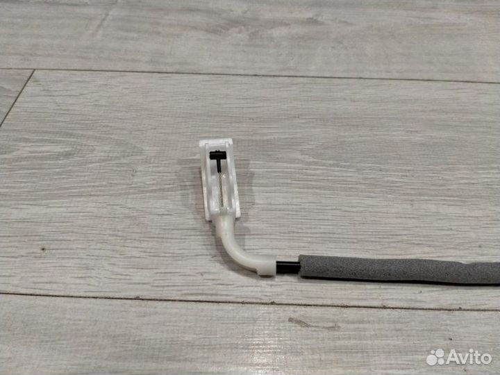 Трос замка двери передний Bmw X3 E83 M54B25