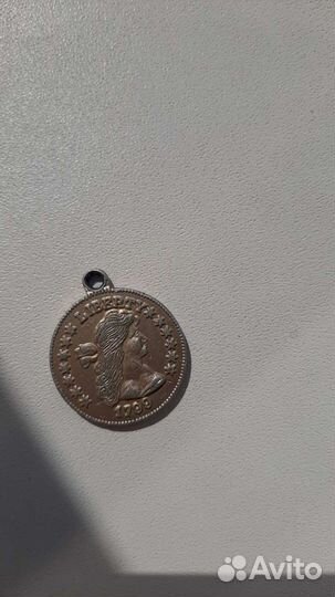 Медальон-украшение