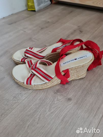 Сандалии из натуральных материалов